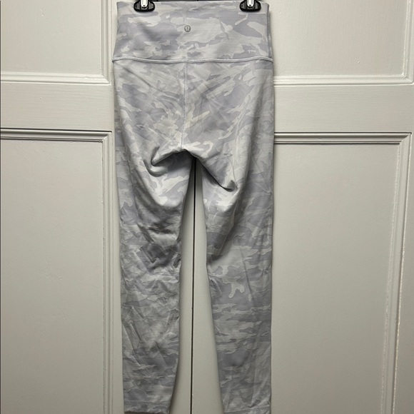 lululemon athletica Light Gray Camo Leggings - Picture 5 of 11